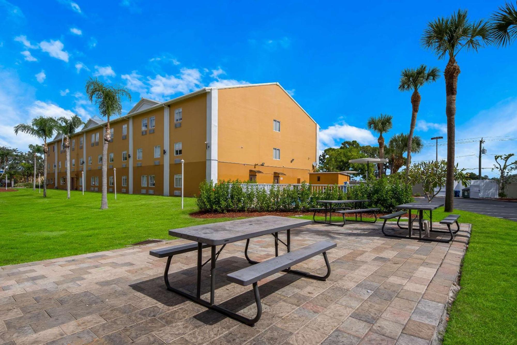 Quality Inn Sarasota I-75 Vamo Екстериор снимка