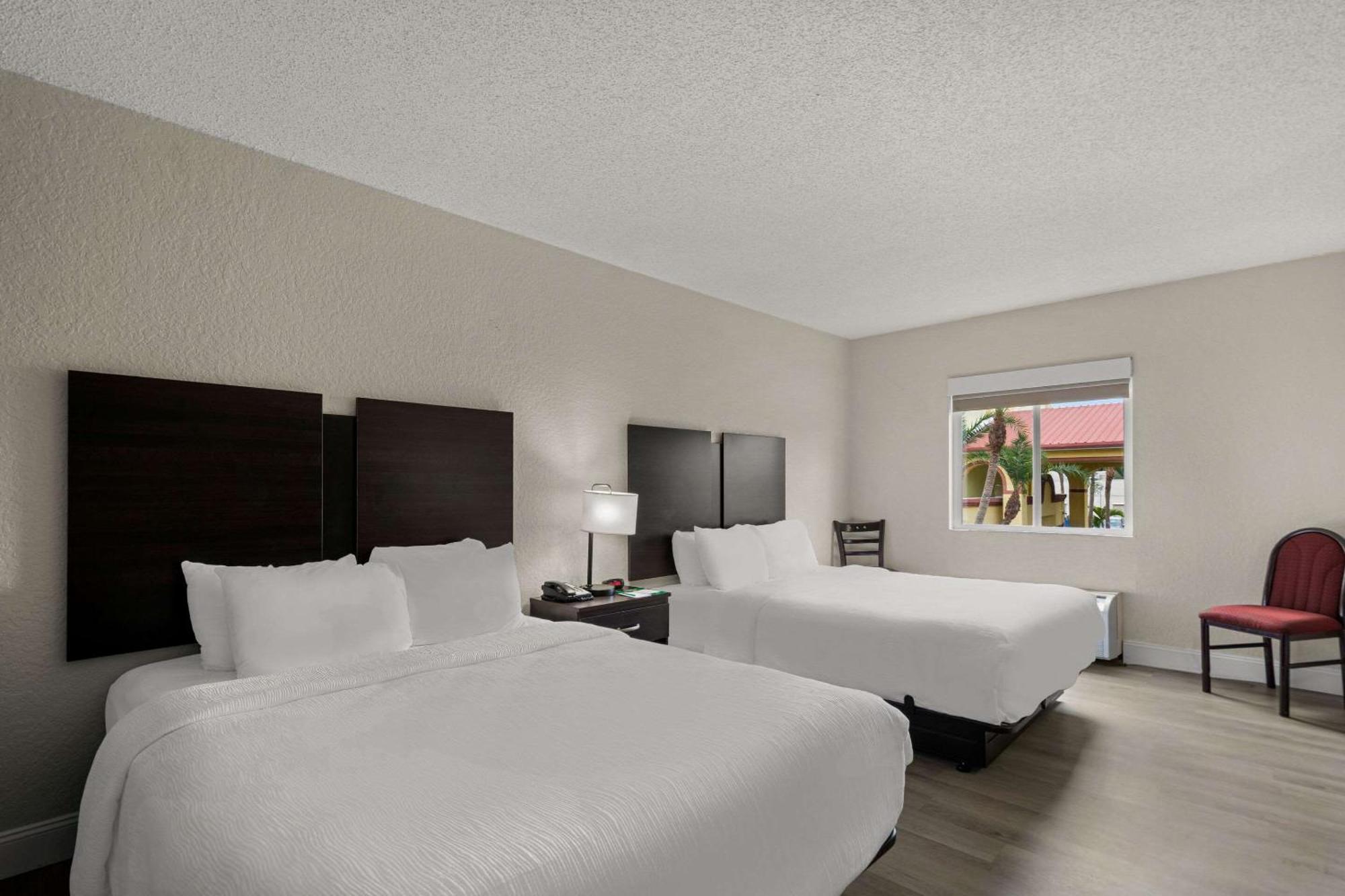 Quality Inn Sarasota I-75 Vamo Екстериор снимка