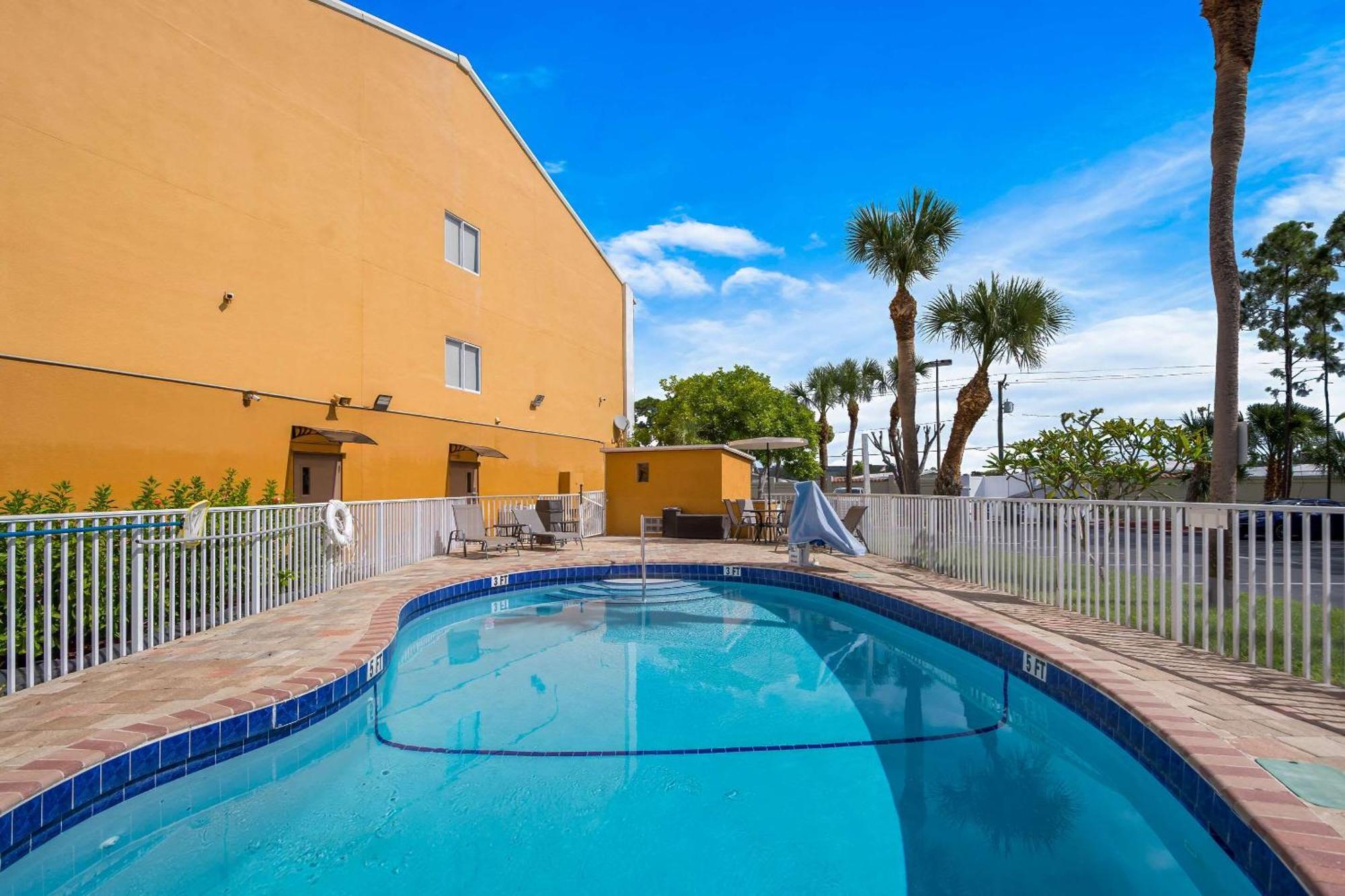Quality Inn Sarasota I-75 Vamo Екстериор снимка